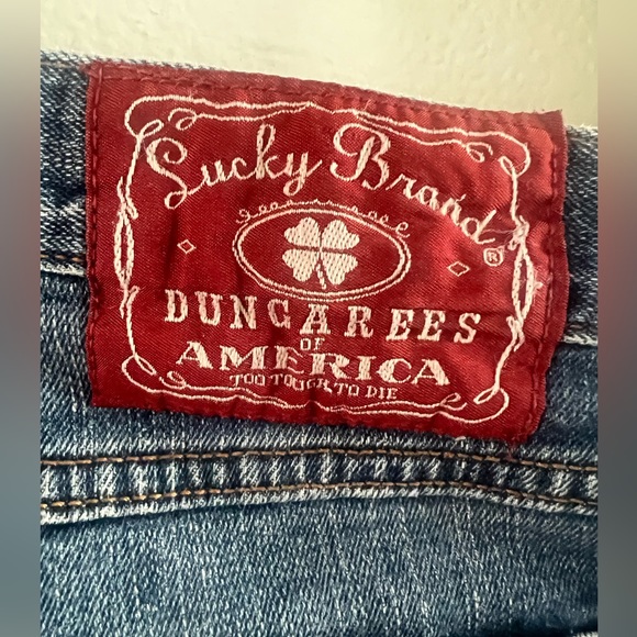 Lucky Brand Dungarees Mid Rise Flare Regular Length Size 12/31 - Picture 3 of 5